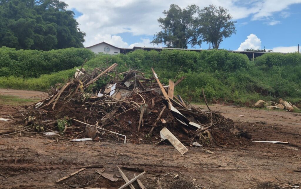 Prefeitura de Santo Antônio do Amparo é multada por descarte irregular