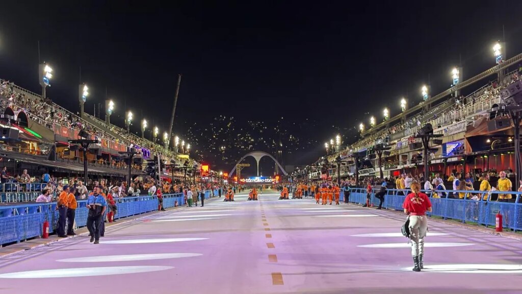 Niterói, Imperatriz, Portela e Mangueira abrem a 1ª noite do Grupo Especial