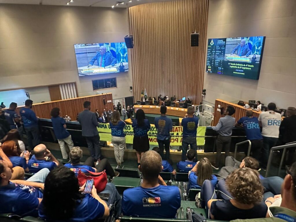 Após romper com Ibaneis, PL fala em instaurar CPI do Master na Câmara do DF