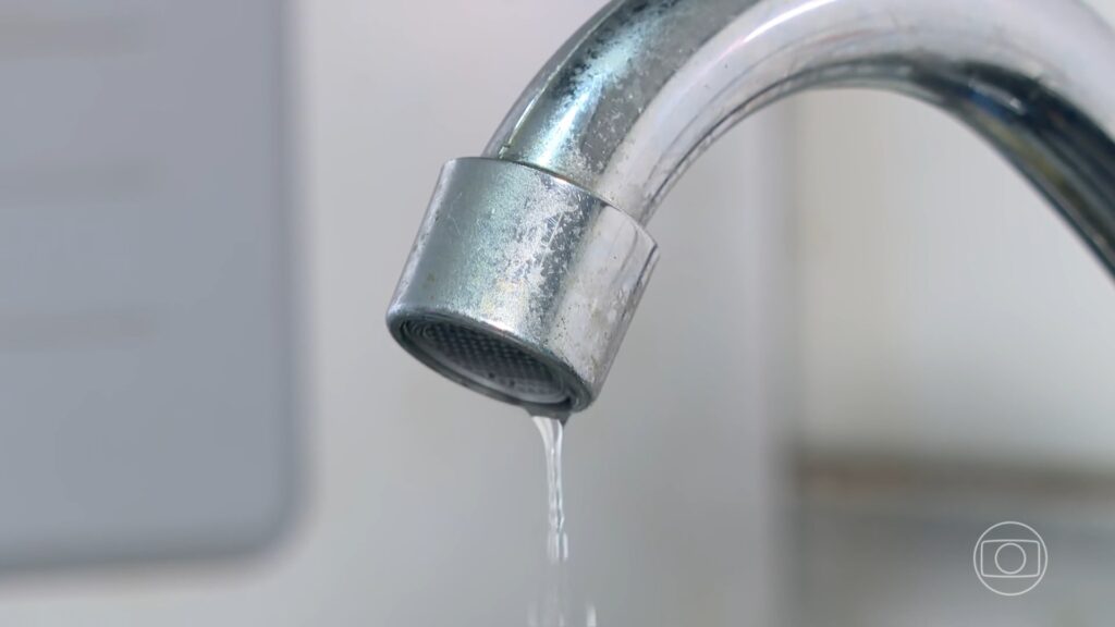 Vazamento em estação de tratamento afeta abastecimento de água em bairros de Manaus; confira