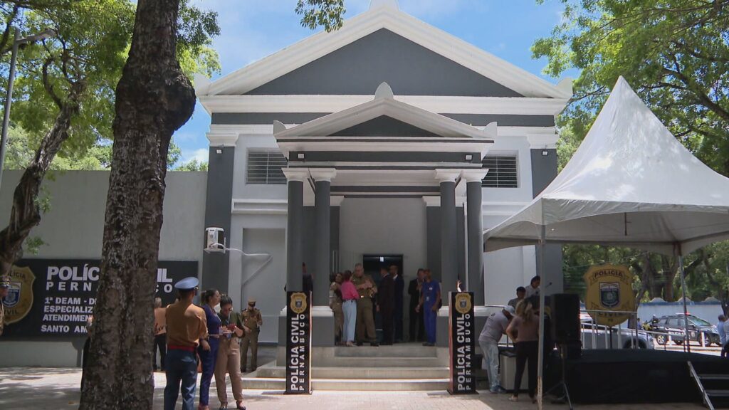 PE lança plataforma digital para acolher vítimas de violência e Delegacia da Mulher de Santo Amaro volta a funcionar 24 horas após reforma