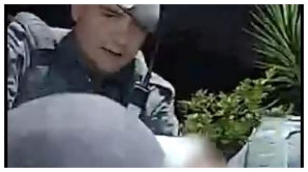 VÍDEO: câmera corporal de PM registra salvamento tenso de recém-nascido engasgado na Zona Sul de SP