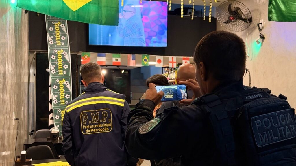 Bar é interditado após denúncias de irregularidades em Petrópolis