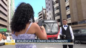 'Garçom do semáforo' vende café em Maceió para ser corredor de rua