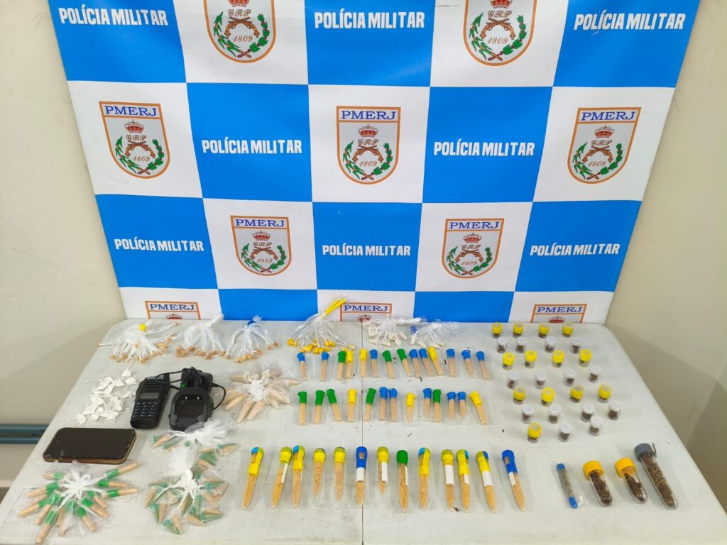 Troca de tiros entre suspeitos PM termina com drogas apreendidas em Volta Redonda