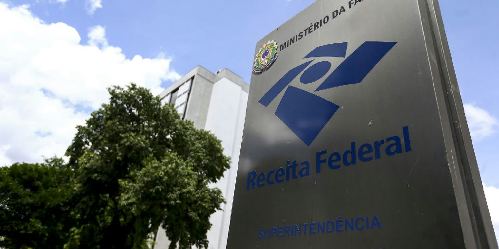 Arrecadação federal atinge R$ 289,3 bilhões em julho e estabelece novo recorde