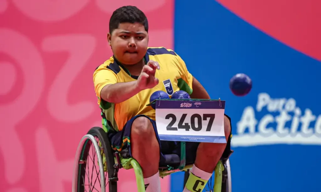 Brasileiro José Antônio Santos conquista título mundial de bocha em Seul aos 19 anos