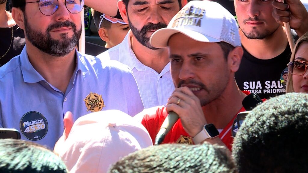 Cleitinho Azevedo promete fim das filas de cirurgias eletivas em Minas Gerais durante agenda no Triângulo
