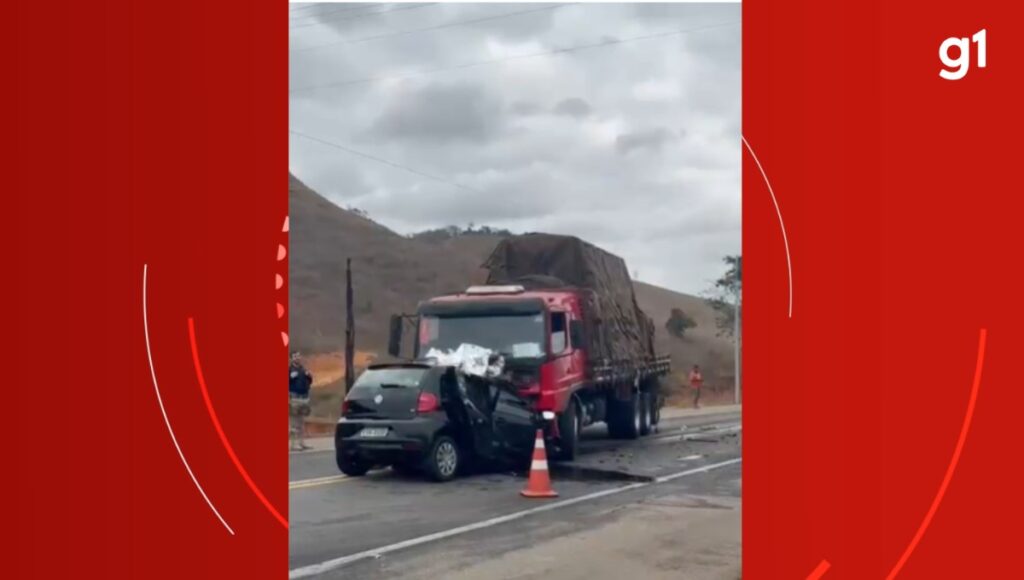 Colisão frontal entre carro e caminhão deixa dois mortos na Br-116 em Dom Cavati