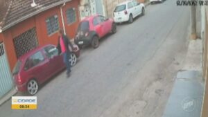 Homem é detido após atacar veículos com facão em Pouso Alegre