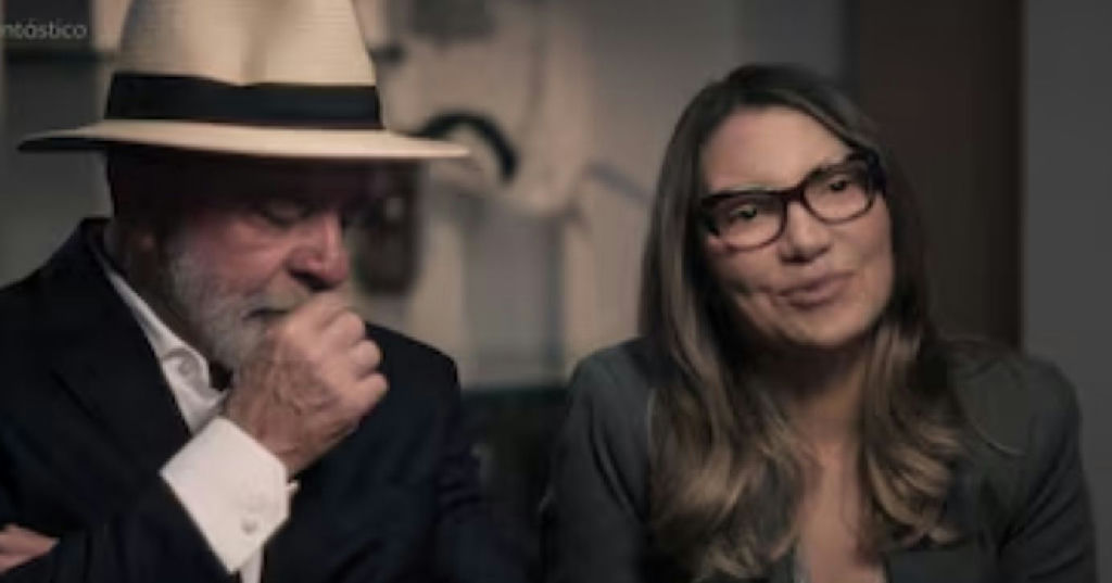 Lula comete gafe ao trocar nome de Janja por ex-esposa durante discurso