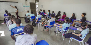 Pé-de-meia libera quinta parcela para alunos nascidos em julho e agosto