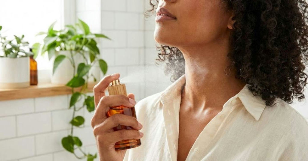 Perfumes baratos com alta fixação: 5 opções para manter o aroma por horas