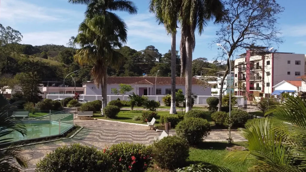 Prefeitura de Paiva lança concurso com 13 vagas e remuneração de até R$ 11,7 mil