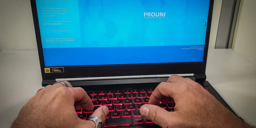 Prouni: prazo para manifestar interesse na lista de espera termina nesta quinta-feira