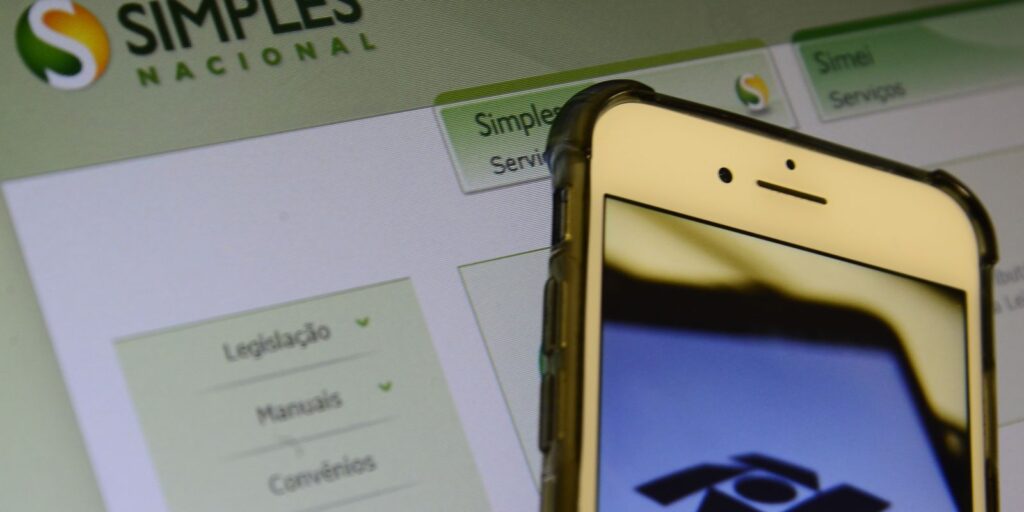 Simples Nacional antecipa prazo de adesão para 2027 e exige atenção de empresários