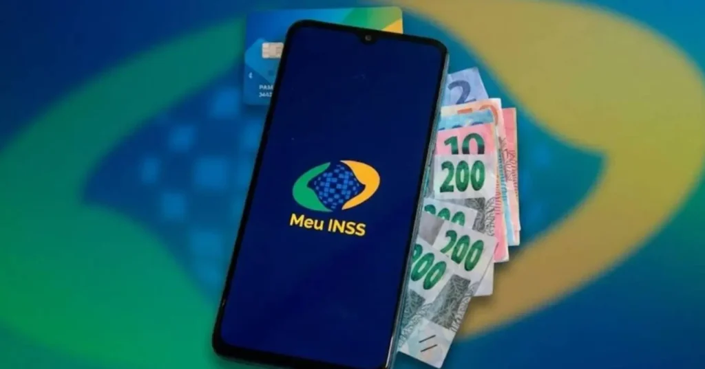 Aposentadoria dupla: entenda as regras para acumular benefícios do INSS e serviço público