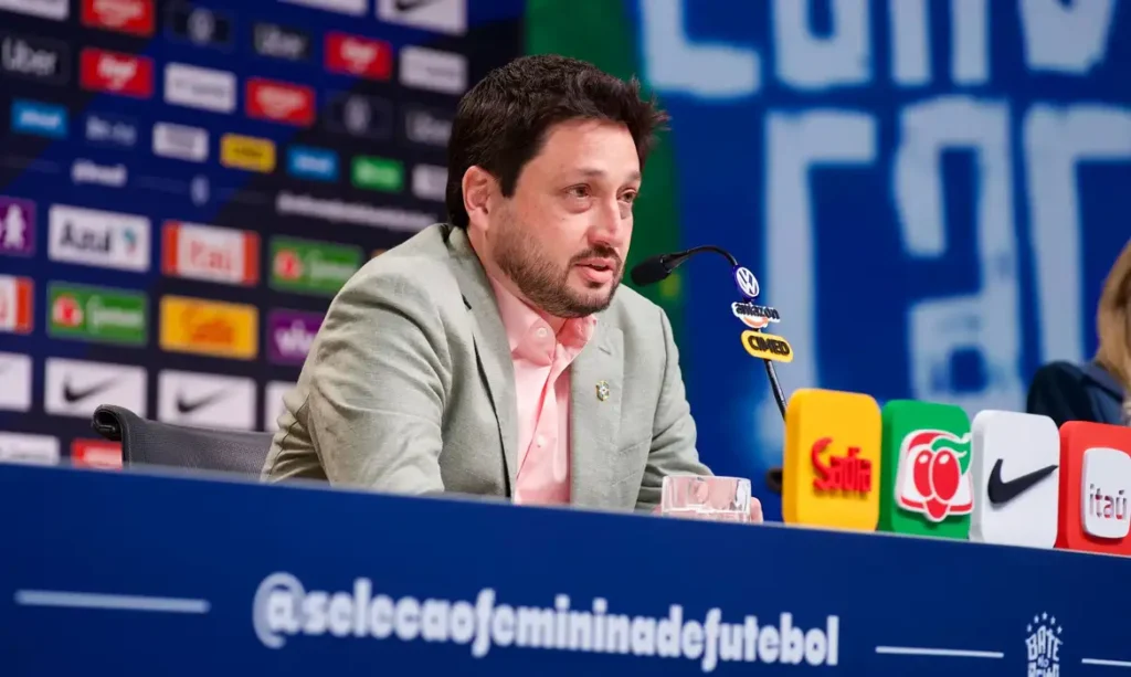 Arthur Elias chama 28 jogadoras para amistosos da seleção feminina contra a Argentina em outubro