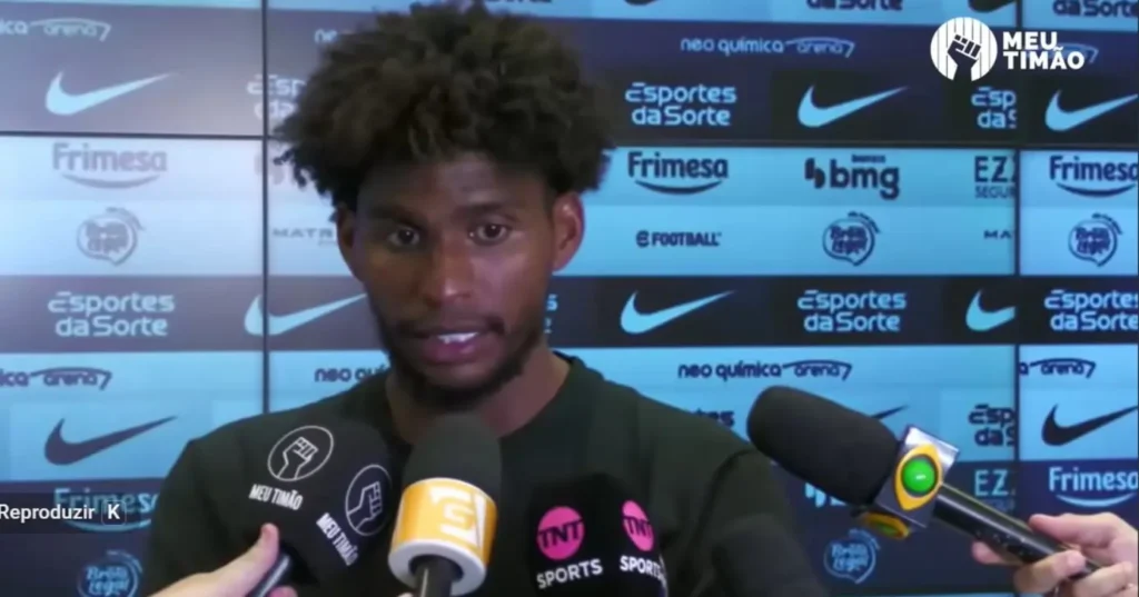 Atuação de Hugo Souza na seleção gera críticas e preocupa o Corinthians