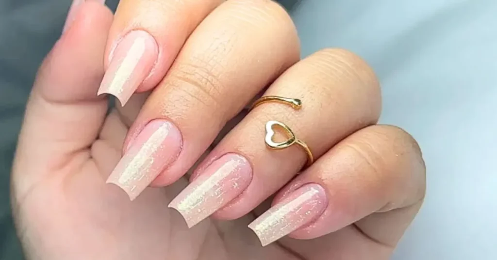 Como manter unhas longas e saudáveis com 5 hábitos essenciais de fortalecimento