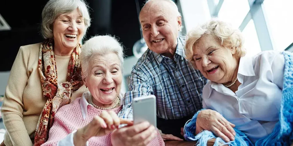 Direitos garantidos: veja quais isenções e benefícios começam aos 60 e 65 anos