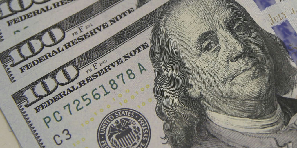 Dólar recua a R$ 5,08 e atinge menor patamar em um mês com otimismo no mercado