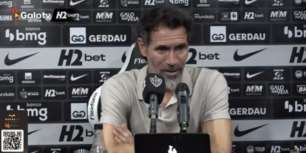 Eduardo Domínguez defende Alan Minda após investimento milionário no Atlético-mg