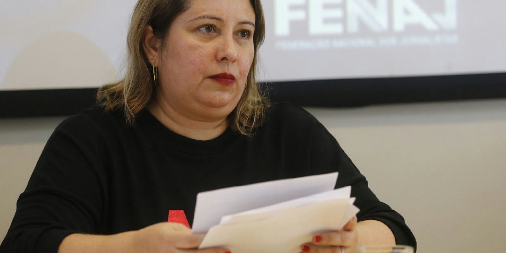 Fenaj alerta que tiktokização e crises institucionais esvaziam debate eleitoral no Brasil