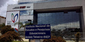 Inep libera cartões de confirmação para o Enamed e o Revalida 2026