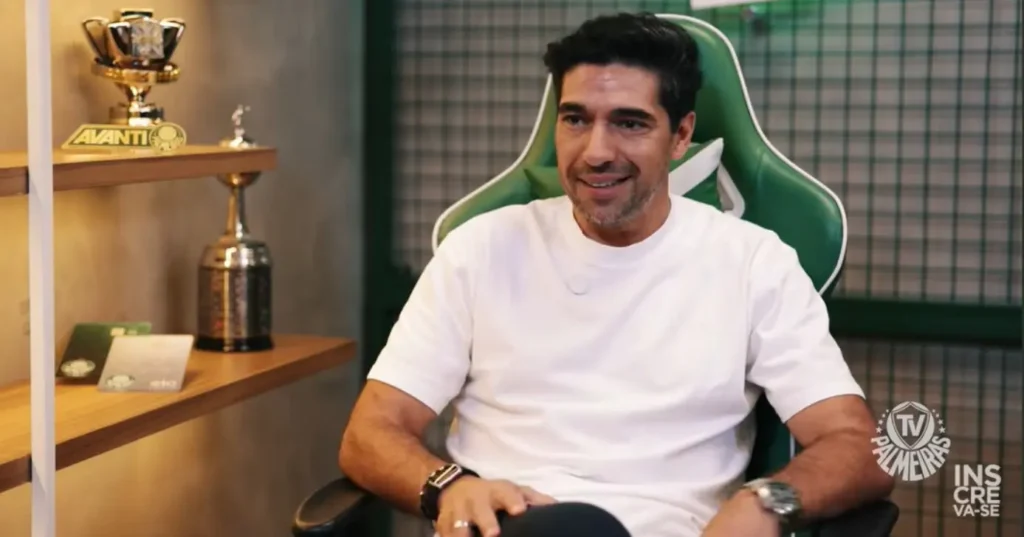 Palmeiras garante permanência de Flaco López com contrato estendido até 2030