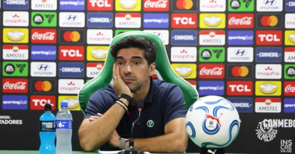 Abel Ferreira é suspenso pela Conmebol e desfalca o Palmeiras na semifinal da Libertadores
