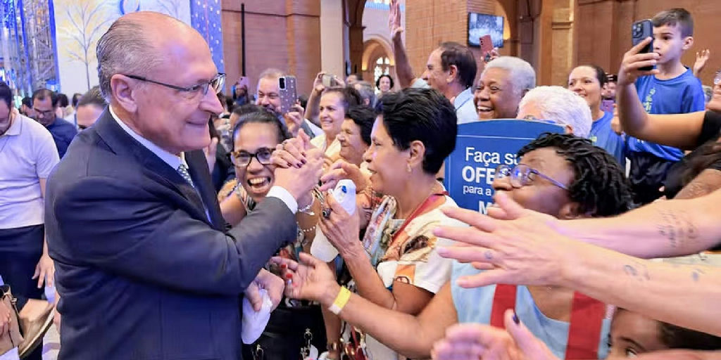 Alckmin cobra neutralidade da Justiça Eleitoral durante visita a Aparecida