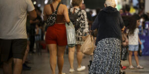 Cortes amplos em gastos públicos colocam programas sociais e benefícios em xeque
