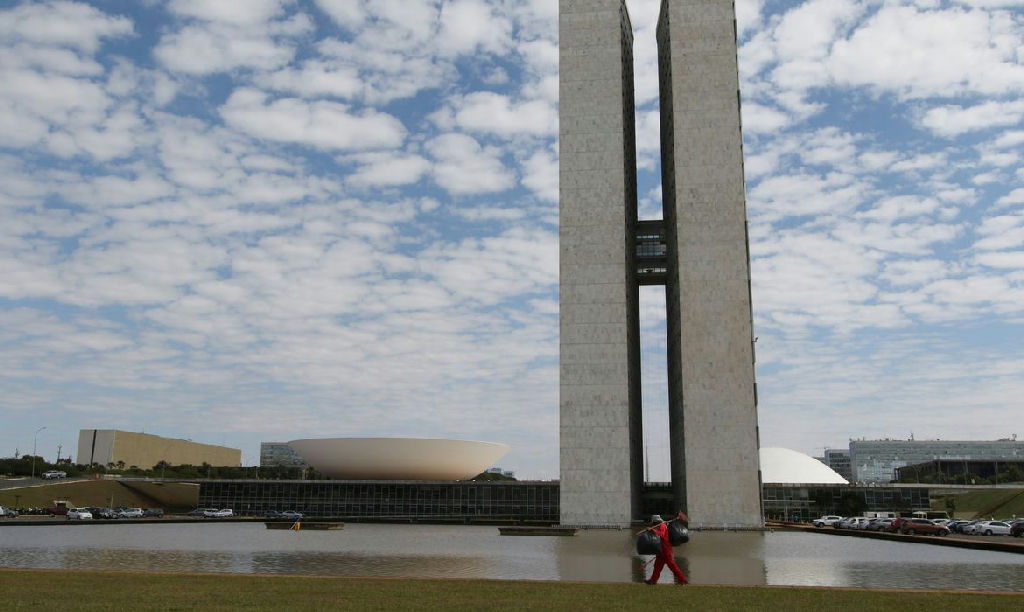 Crescimento conservador no Congresso deve redefinir prioridades legislativas em 2027