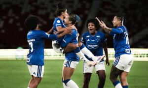 Cruzeiro supera altitude de Quito e estreia com vitória sobre a LDU
