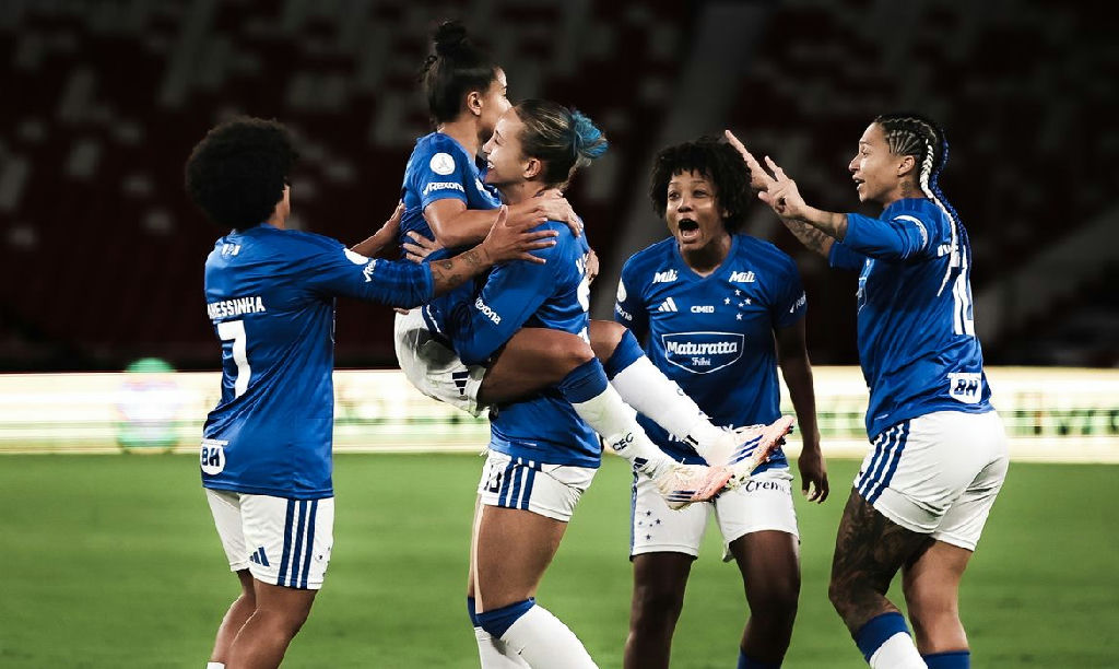 Cruzeiro supera altitude de Quito e estreia com vitória sobre a LDU