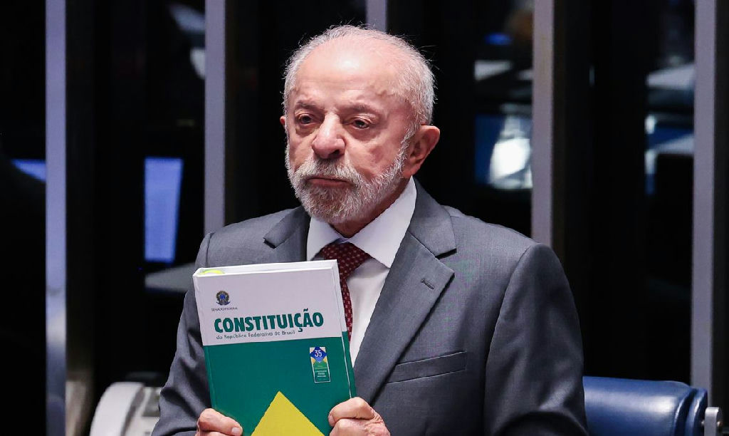 Lula comemora fim da escala seis por um em minas gerais e projeta crescimento