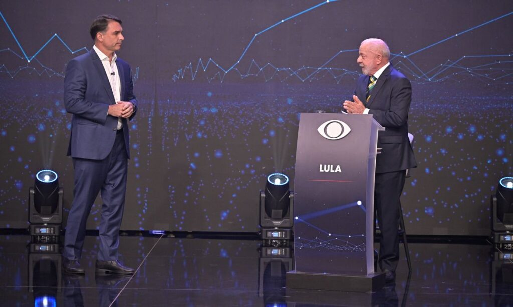 Lula e Flávio selam pacto no TSE para devassa em sigilos