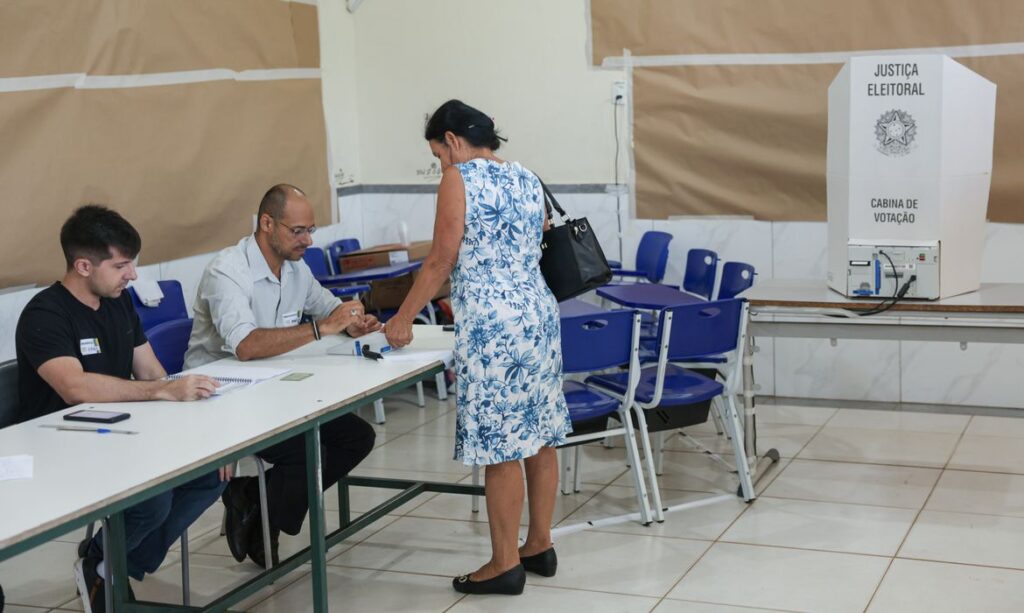 Movimento vovó vota mobiliza idosas e reduz abstenção nas urnas
