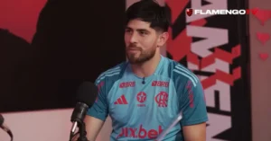 Rossi abre o jogo sobre renovação e futuro no flamengo