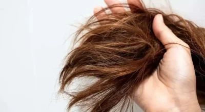 5 Hábitos diários que roubam o brilho do seu cabelo e como evitá-los