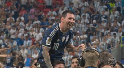 Argentina que chega a mais uma final de Copa do Mundo vibra no ritmo de um gênio do futebol: Lionel Messi