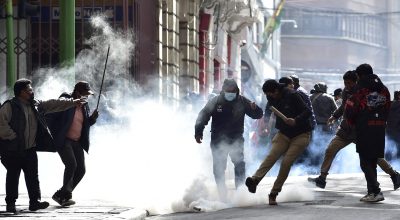 Bolívia libera presidente usar militares para controlar protestos
