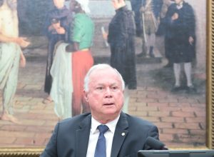 CCJ da Câmara dá aval à proposta que acaba com a escala 6x1