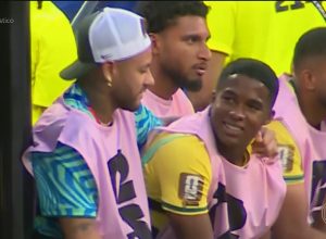 Conselho de Neymar, atenção de Vini Jr. e desabafo de Endrick: leitura labial revela o que jogadores disseram durante Brasil x Marrocos