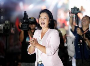 Da filha de ditador ao conservador que se autoflagela: quem são os principais candidatos no Peru