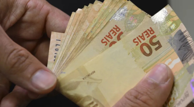 Eleição e bolso: o conceito de 'affordability' que explica por que bons números da economia não garantem votos; ouça 'O Assunto'