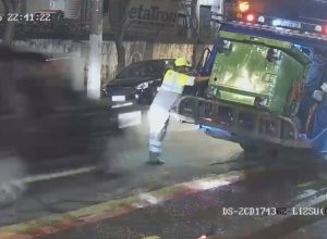 Funcionários da empresa de lixo paralisam coleta na Zona Norte de SP após morte de coletor atropelado por motorista bêbado