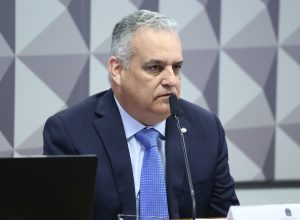 Janela partidária gera 'climão' entre União Brasil e PL por deputados