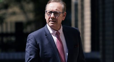 Kevin Spacey é acusado de agressões sexuais ocorridas há décadas em processos civis no Reino Unido